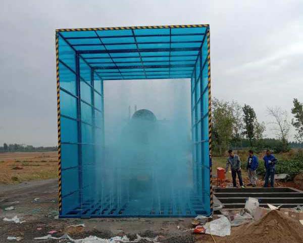 鄭州某工地4/6/5全封閉洗車機(jī)