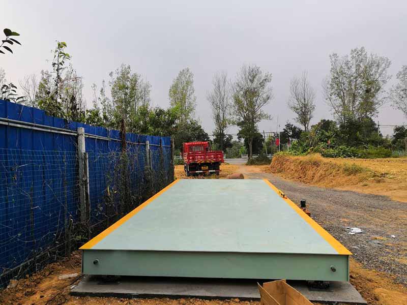 新密汽車衡廠家,地磅價(jià)格便宜