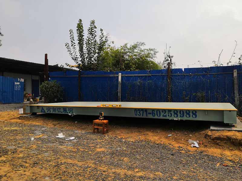 新密汽車衡廠家,地磅價(jià)格便宜