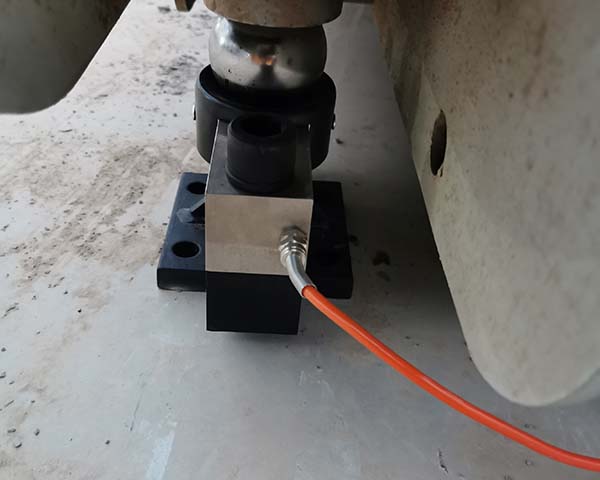 新鄉(xiāng)地磅多少錢 、電子地磅改造升級子秤價格